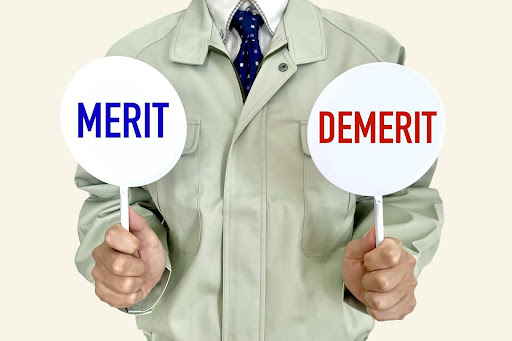 防水専門業者に雨漏り修理を依頼するメリットと注意点