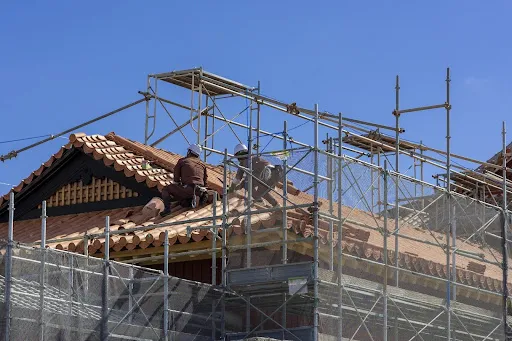 屋根修理の費用相場｜工事方法ごとの目安